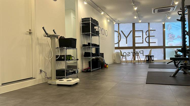 BEYOND春日部店の店内